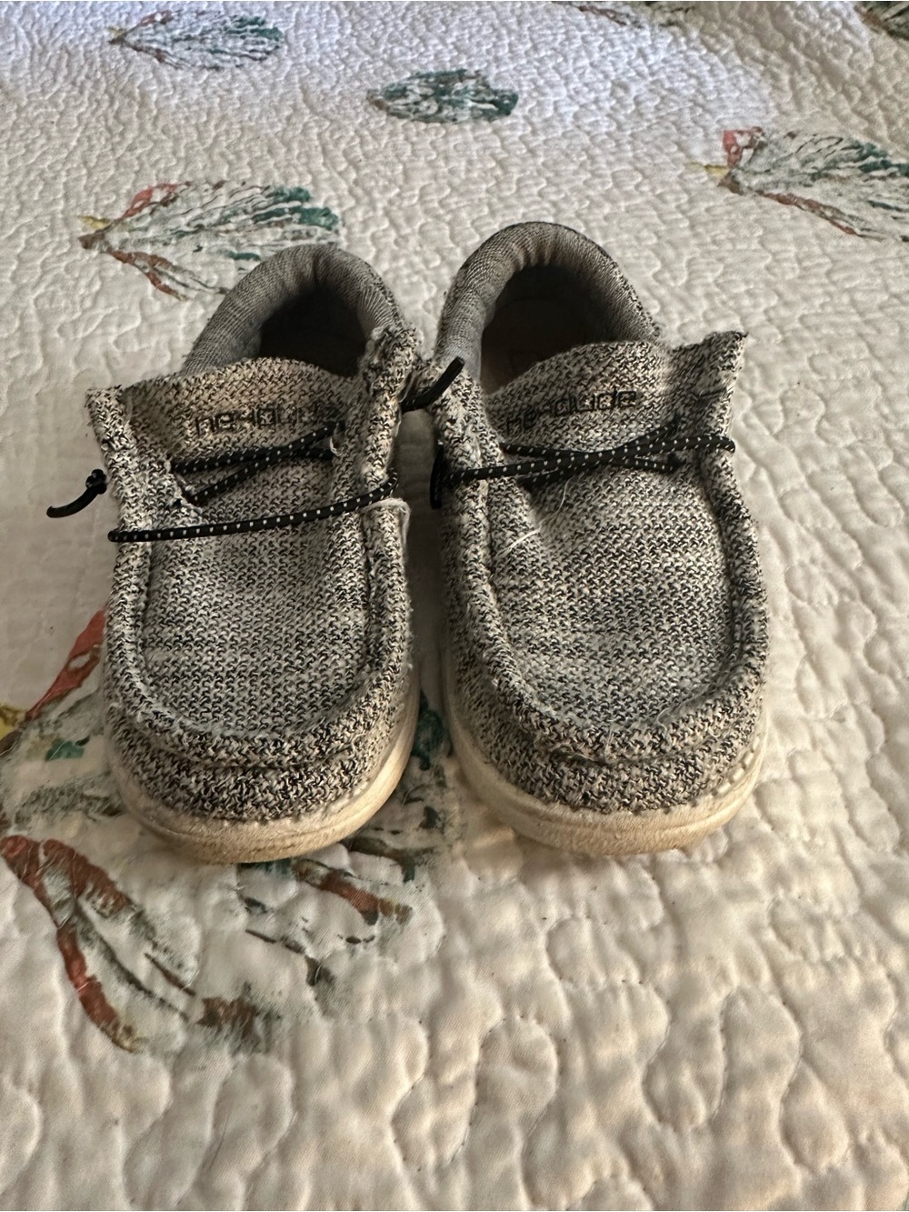 Kids Hey Dude shoes size 11